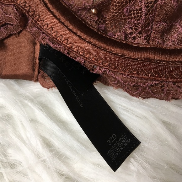 ⭐️VS Designer Collection unlined Demi⭐️ - Picture 3 of 4